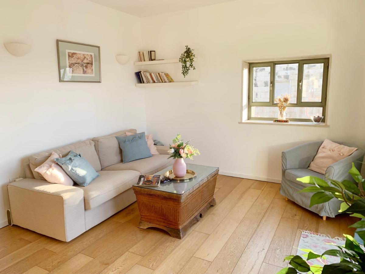 Annie'S Boutique Apartment In Jerusalem Exteriör bild