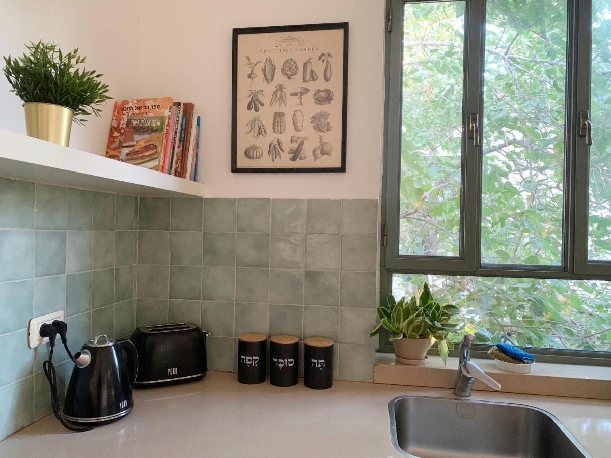 Annie'S Boutique Apartment In Jerusalem Exteriör bild